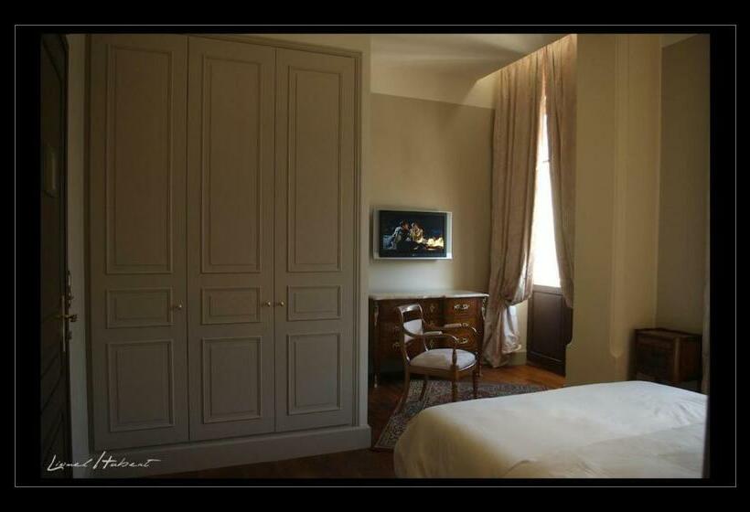 Номер Стандарт, Hostellerie Du Coq D'or
