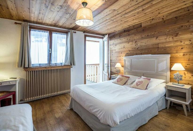 Трехместный Номер Стандарт с Балконом, Hôtel Restaurant U Fredy