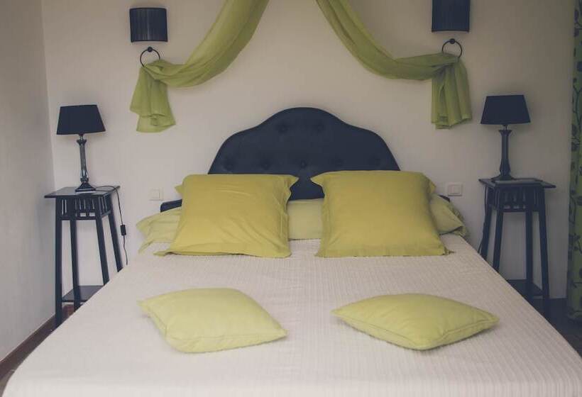 Номер Superior с Балконом, Villa Nais B&b