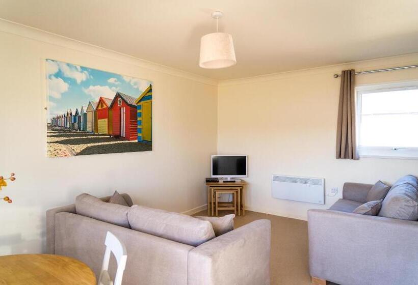 كابينة, Croyde Bay Hotel Or Self Catering