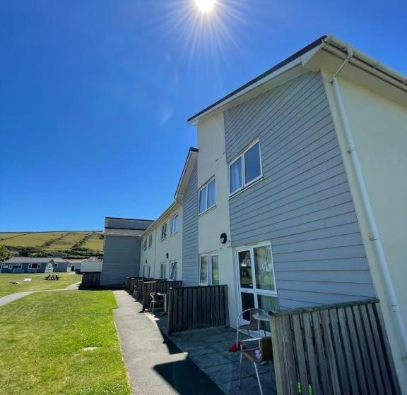 Полулюкс, Croyde Bay Hotel Or Self Catering