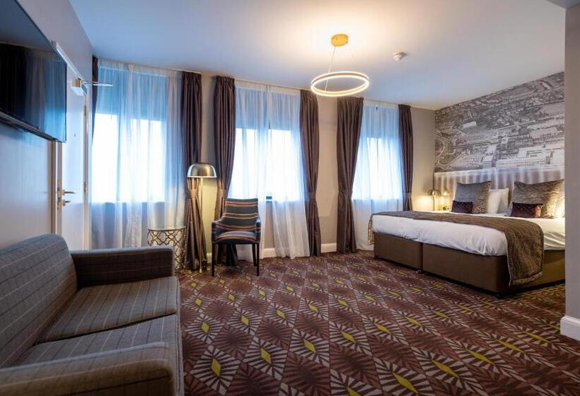 Семейный Номер Deluxe, The Saxon Crown Wetherspoon