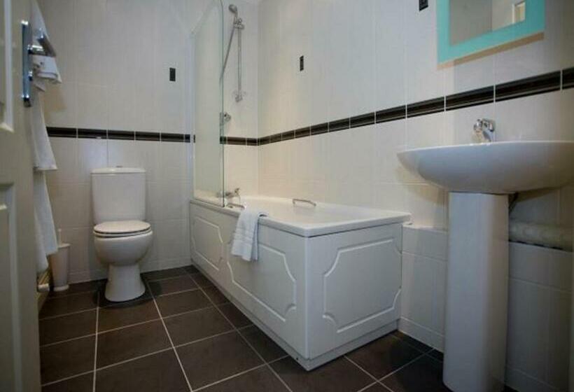 Номер Стандарт, Mullions 51 B&b