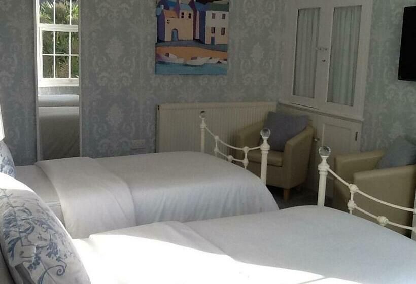 Номер Superior Вид на Сад, Haversham House  Adults Only