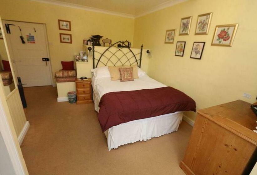 Номер Стандарт, Ternhill Farm House   5 Star Guest Accommodation With Optional Award Winning Breakfast