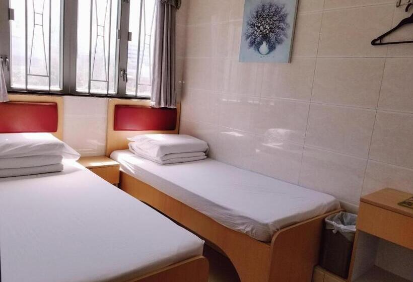 اتاق استاندارد, Asia Travel House