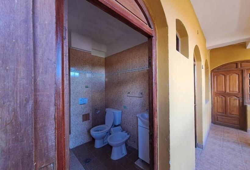 חדר סטנדרד יחיד חדר אמבטיה משותף, Carnavalito Hostel Tilcara