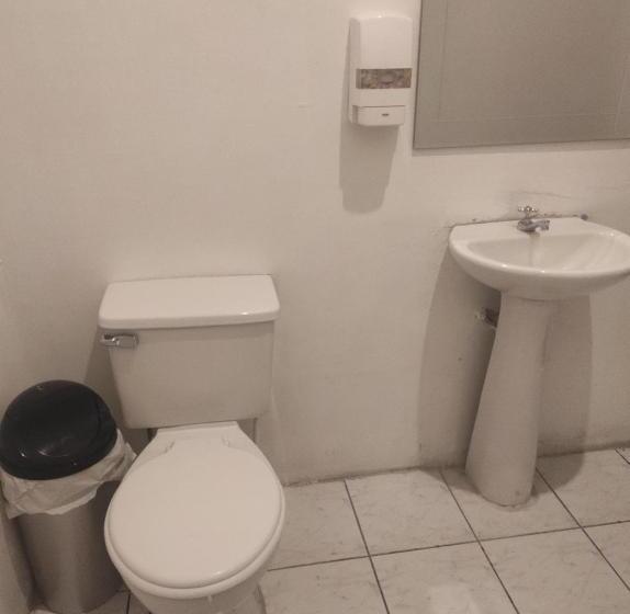 تختخواب در اتاق مشترک, Dreamkapture Hostel Close To The Airport And Bus Terminal