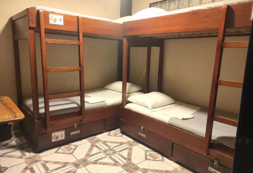 اتاق استاندارد چهار تخته, Dreamkapture Hostel Close To The Airport And Bus Terminal