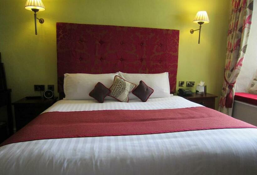 キングサイズベッドのスーペリアルーム, The Three Crowns