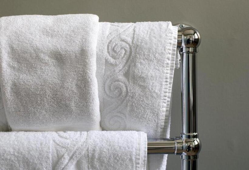 キングサイズベッドのクラシックルーム, The Three Crowns