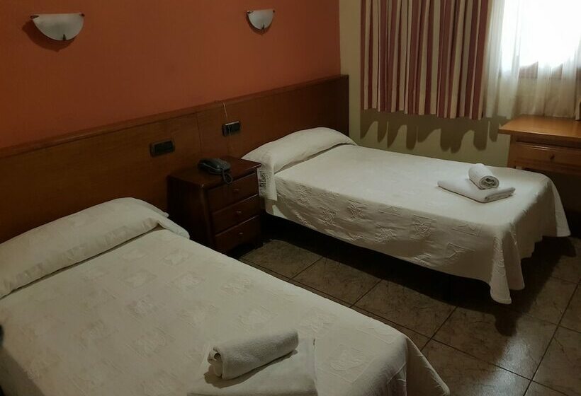 Номер Стандарт, Hostal Millan