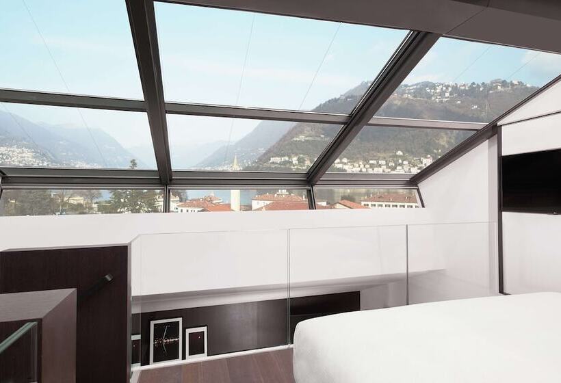 Люкс Дюплекс, Hilton Lake Como