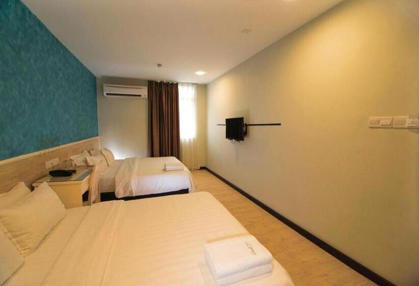 סוויטת ג'וניור, Pantai Inn Kota Kinabalu