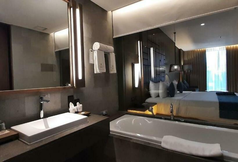 Студио Стандарт Кровать Кинг, Wyndham Tamansari Jivva Resort Bali