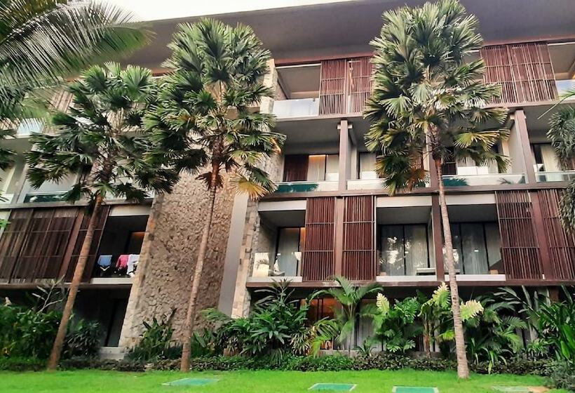 Студия Стандарт Двуспальная Кровать, Wyndham Tamansari Jivva Resort Bali