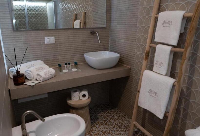 小型豪华套房, Vecchia Mottola Suite & Spa