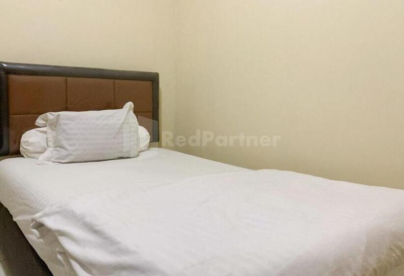 Номер Стандарт, Srb Near Mall Ciputra Cibubur Mitra Reddoorz