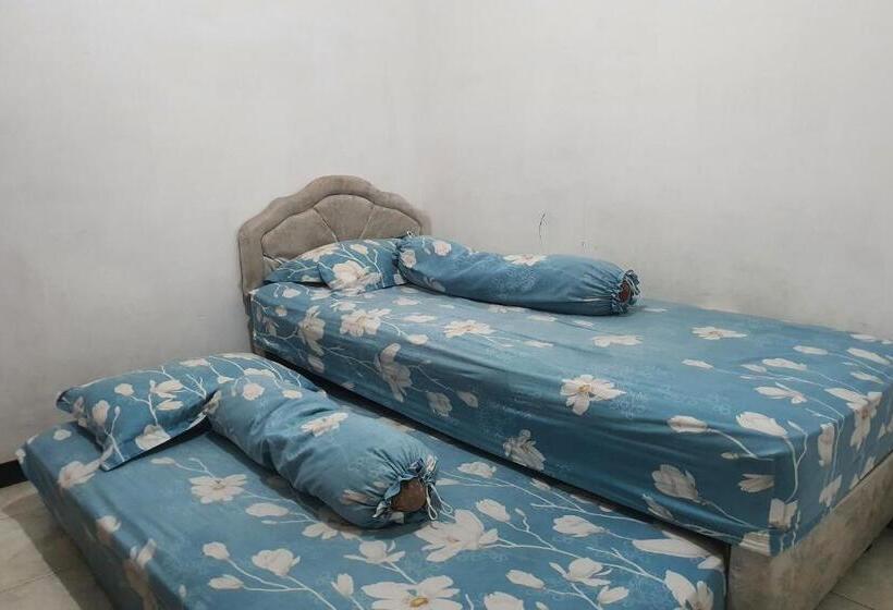 Cameră Standard, Spot On 93681 Qodri Homestay Syariah