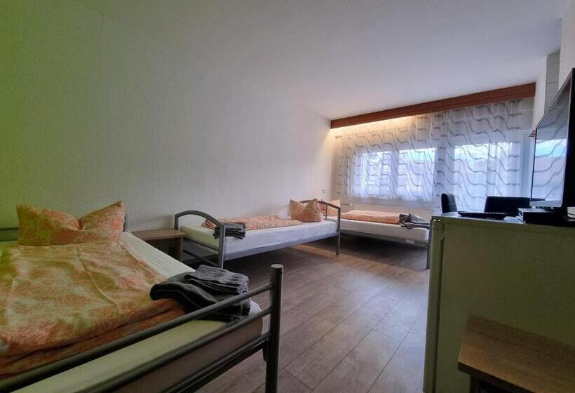 스탠다드 트리플 룸, Monteurzimmer   Karlsbad