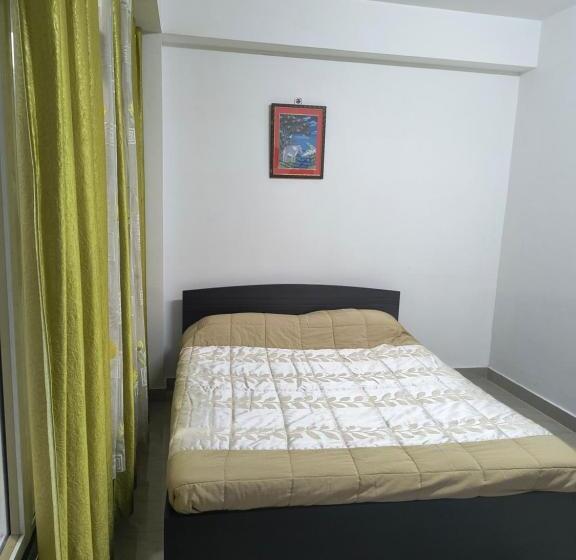 带阳台的豪华间, Natures Life Urban Homestay