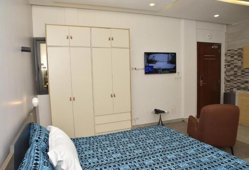 استودیوی استاندارد, Complexe Immobilier Le Silence Cis
