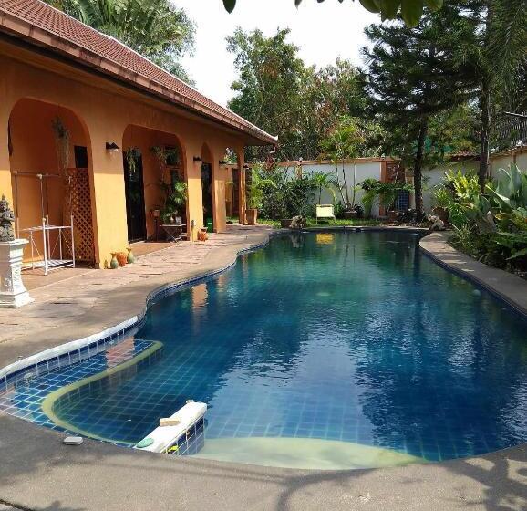 Номер Стандарт Вид на Бассейн, Nirvana Pool Villa 2