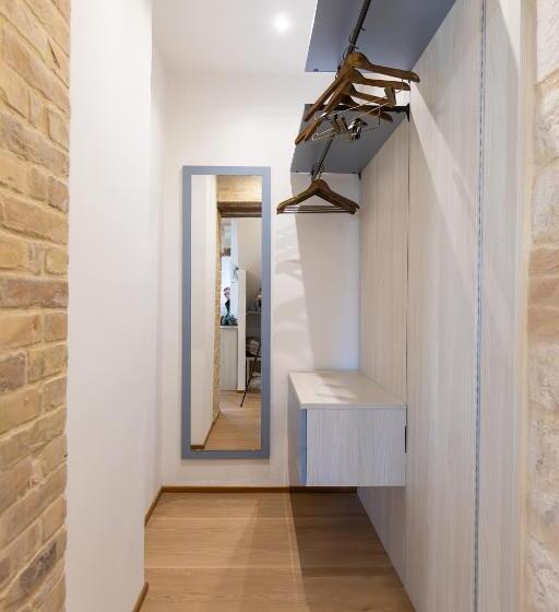 Quarto Estandar, Il Fiore Del Conero