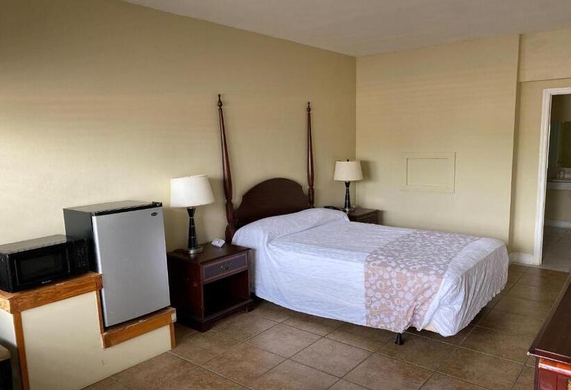 Номер Стандарт, Budget Motel  Titusville