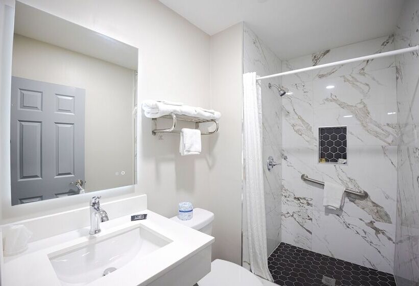 Апартаменты 1 Спальня, Budget Motel  Titusville