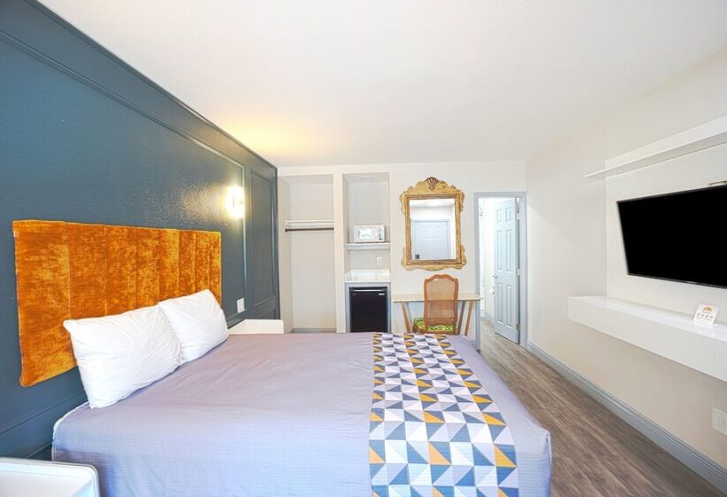 Апартаменты 1 Спальня, Budget Motel  Titusville