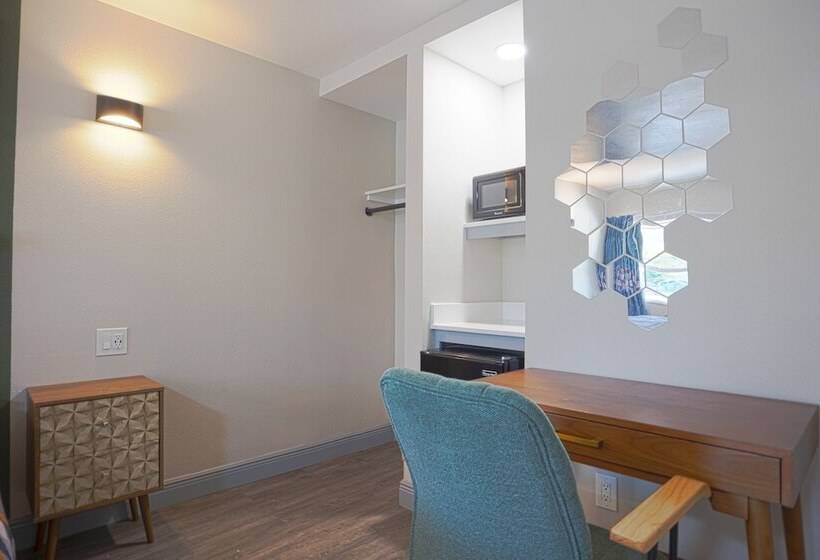 침실 1개 아파트, Budget Motel  Titusville