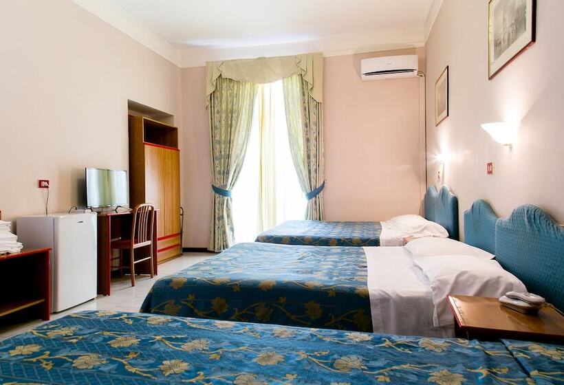 Habitación Familiar, Altavilla 9