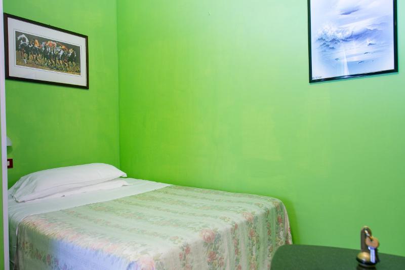 Habitación Estándar Individual, Altavilla 9