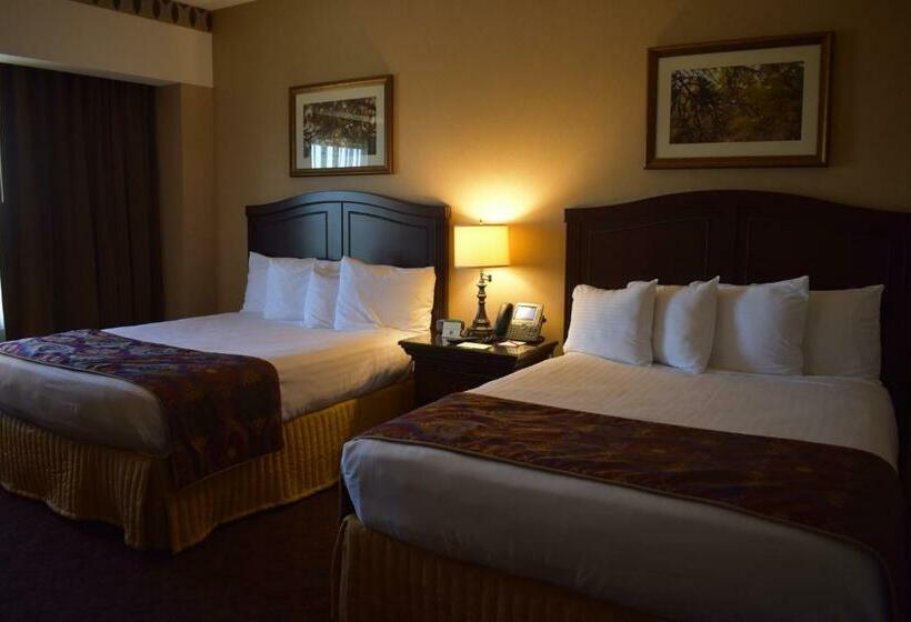 Номер Стандарт, Cherokee Casino West Siloam Springs Resort