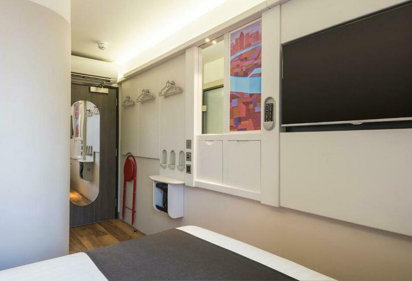 Номер Стандарт, Point A Hotel London Shoreditch
