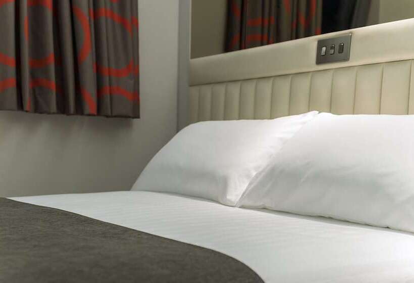 Номер Стандарт, Point A Hotel London Shoreditch