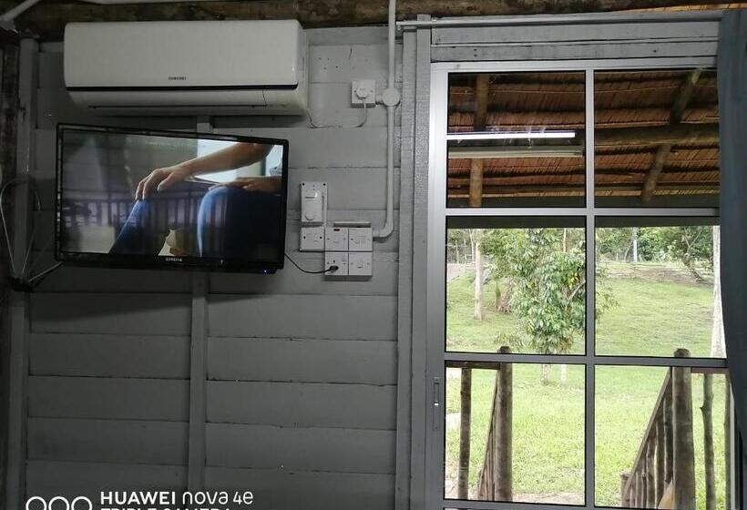 Chalet, Resort D Rumah Bonda River View Kuala Kangsar