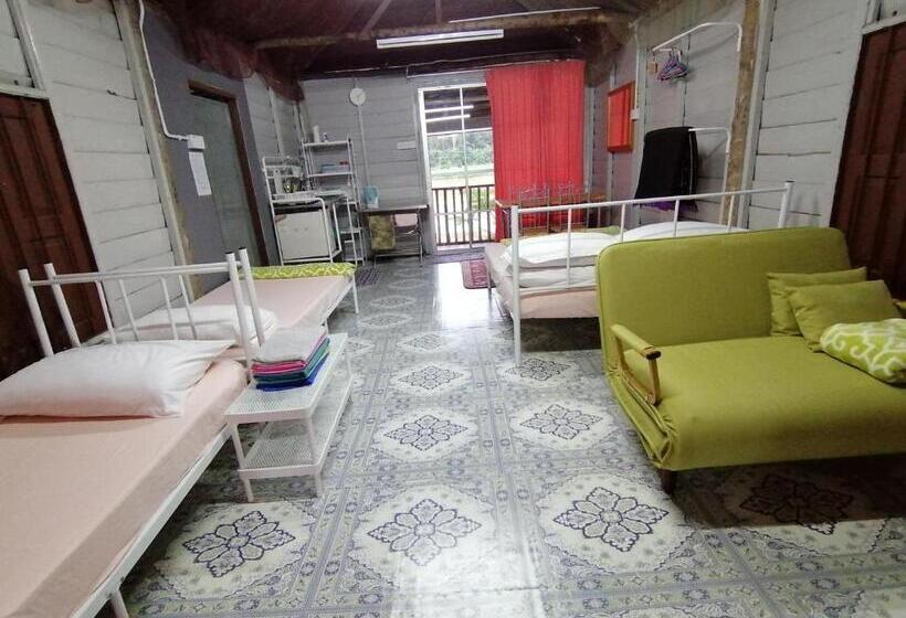Шале 1 Спальня, Resort D Rumah Bonda River View Kuala Kangsar