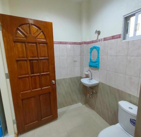 Номер Economy, Seaview Room The Ivory Castle
