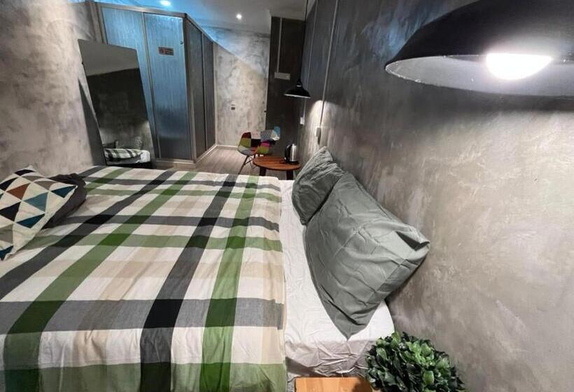 اتاق لوکس, Yy Residences