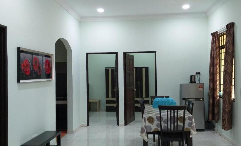 Дом 3 Спальни, Faris S Homestay & Resort