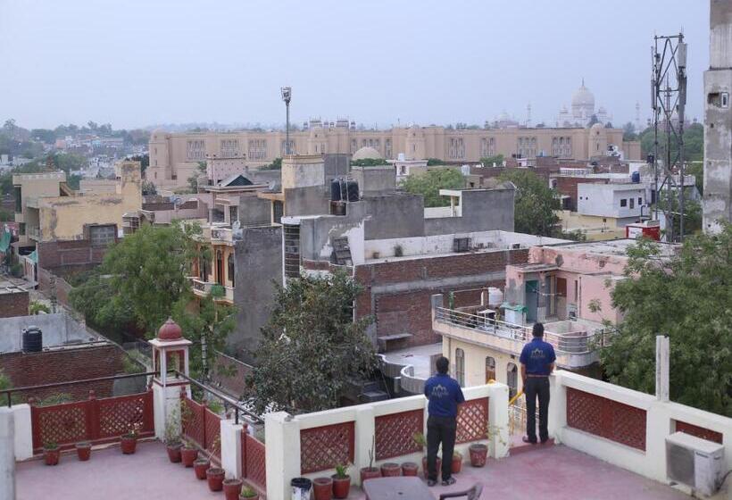 Номер Стандарт, Taj Haveli Hotel Agra   Walkable Distance From Taj Mahal