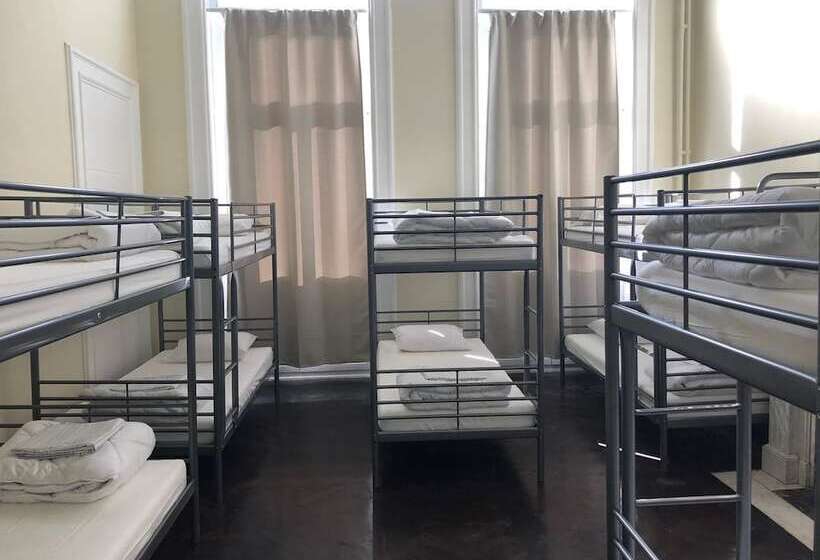 Кровать в Общей Комнате, Boomerang Hostel Antwerp