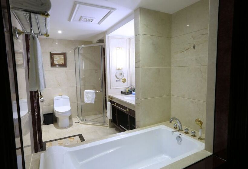 اتاق لوکس, Yueda Financial City International
