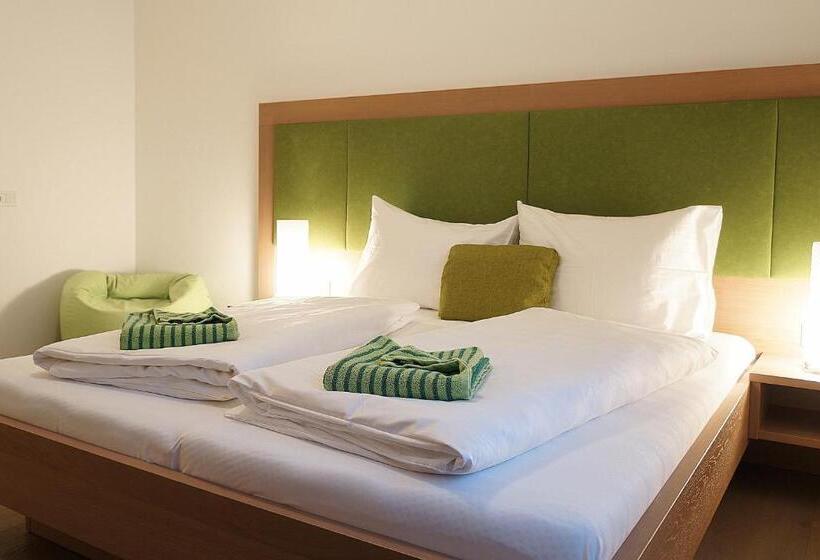 Апартаменты 2 Спальни с Балконом, Aparthotel Bergtraum
