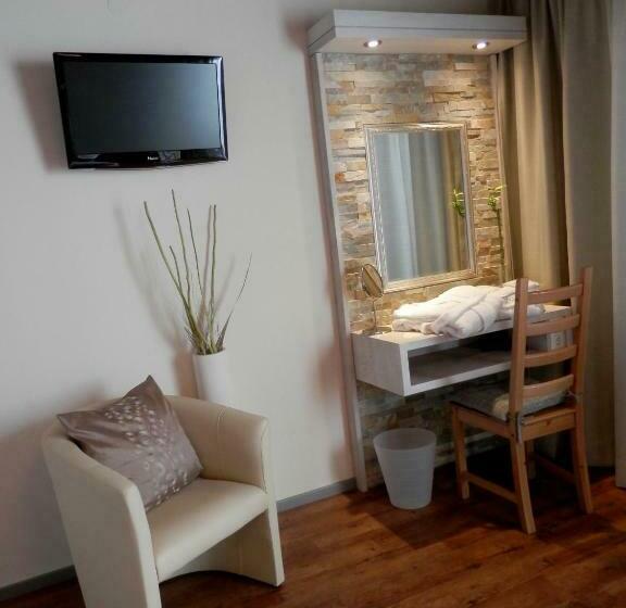 חדר סופריור, Dahoam By Sarina   Rooms & Suites
