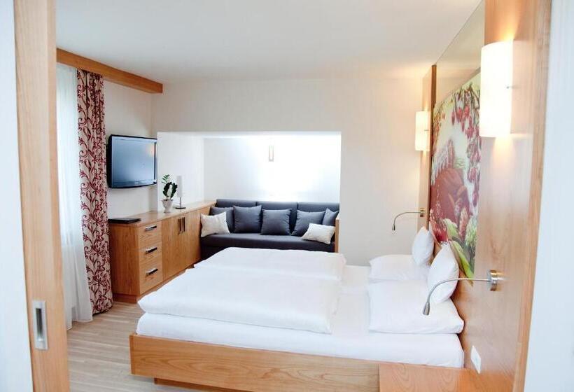Superior suite with terrace, Restaurant Teuschler Mogg Bad Waltersdorf Inklusiv Genusscard