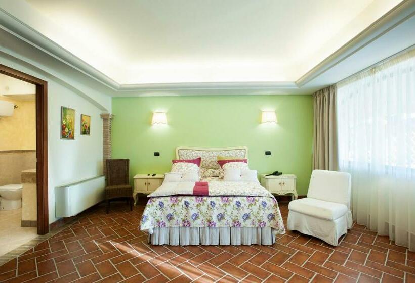 اتاق استاندارد برای معلولان, La Vignola Country