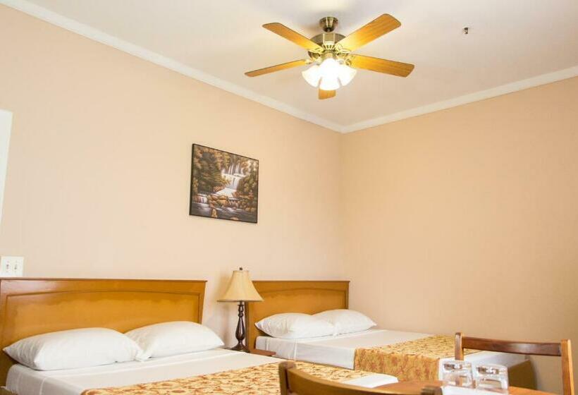 اتاق خانوادگی, The Durban Hotel Guyana Inc